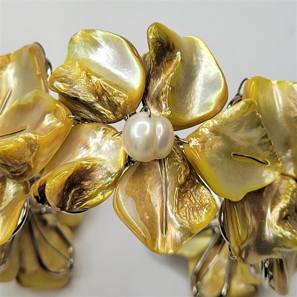 Yellow Shell and Pearl Adjustable Cuff Bracelet Bangle - NEW - Picture 3 of 13